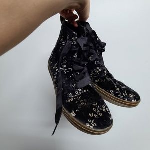 Floral Dr.Martens